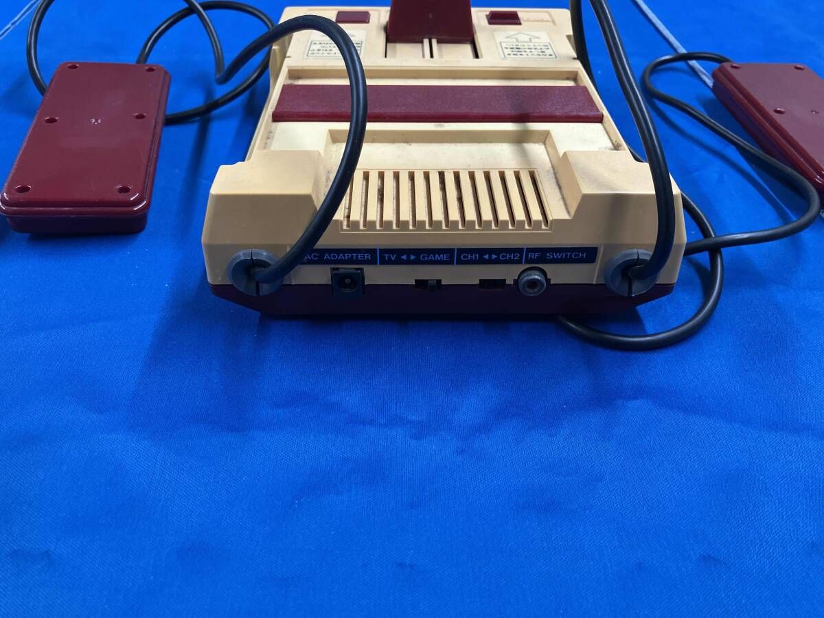 【中古ジャンク品】ファミコンソフト47本、ファミコン本体一式 ファミリーコンピュータ - ファミコン本体 ジャンク品の通販 by