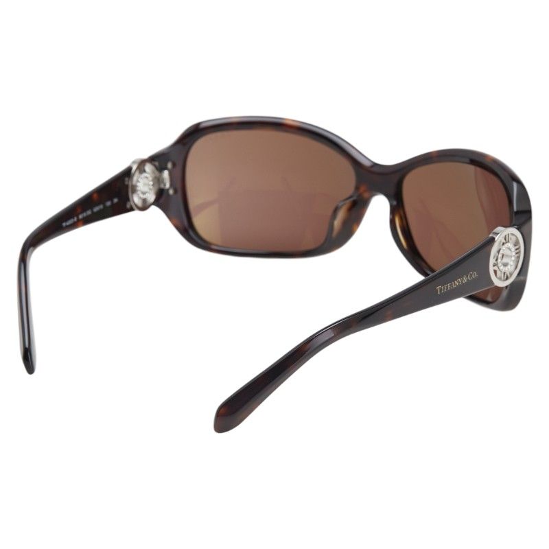 ブラウン プラスチック