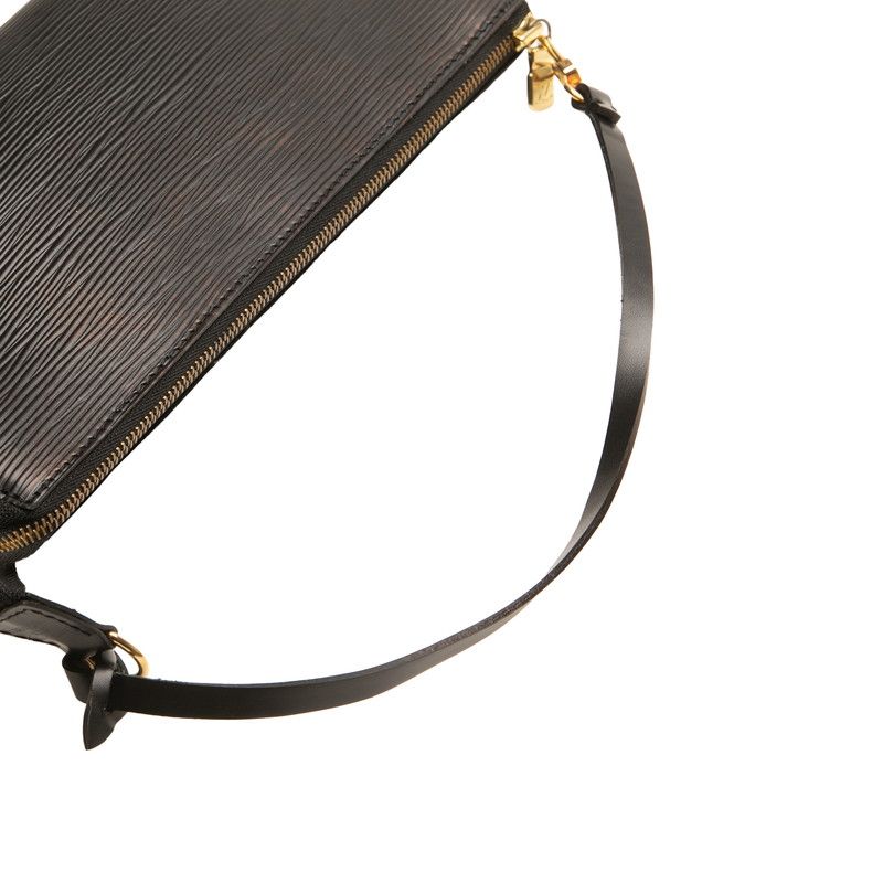 LOUIS VUITTON　ルイヴィトン　アクセサリーポーチ　エピ　ブラック LOUIS VUITTON ルイヴィトン 黒エピアクセサリーポーチ