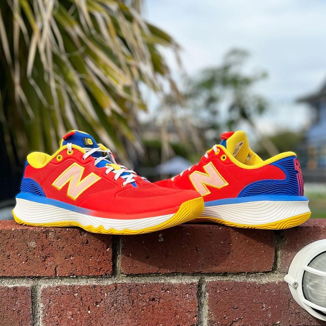 NEW BALANCE FUELCELL HESI LOW F1 ニューバランス バッシュ