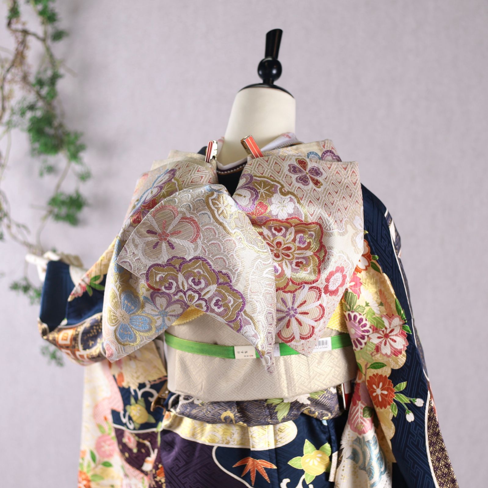 振袖フルセット 振袖セット 振袖 Lサイズ 紺×新古典 美品 成人式 振袖フルセット 振袖セット 振袖 Lサイズ 紺×新古典 美品 成人式