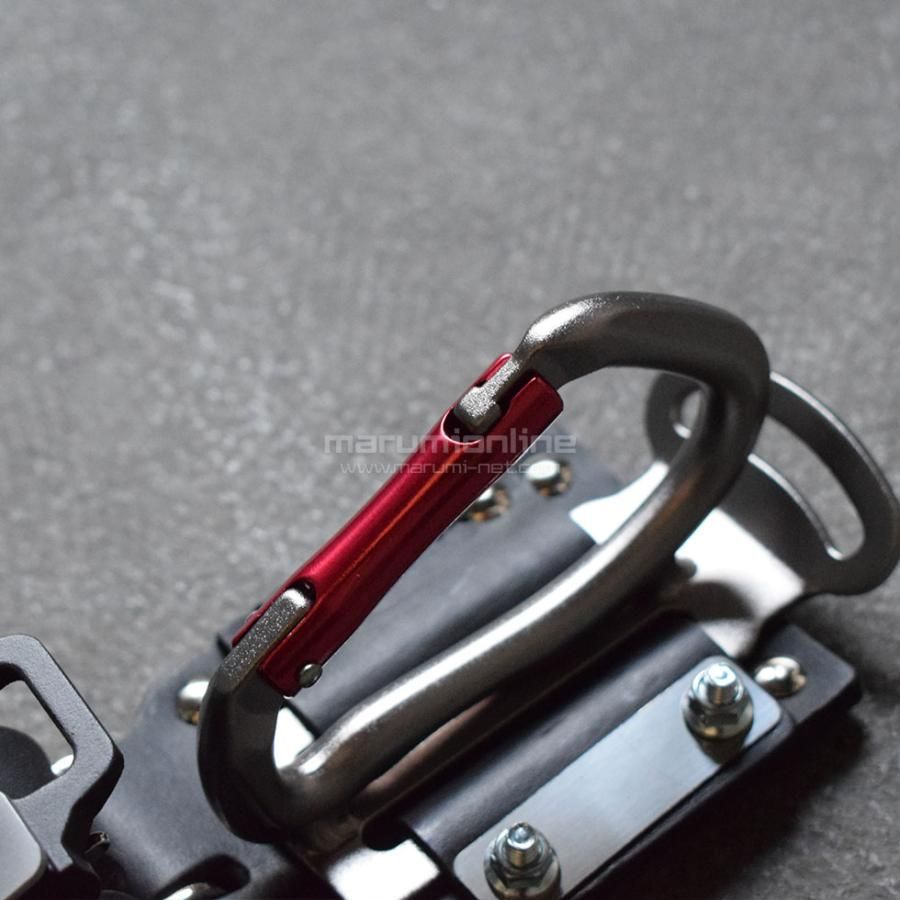 送料込み価格 ニックス KNICKS チェーンタイプ金属セフ カラビナ ホルダーセット カラビナの色 ガンメタ×レッド