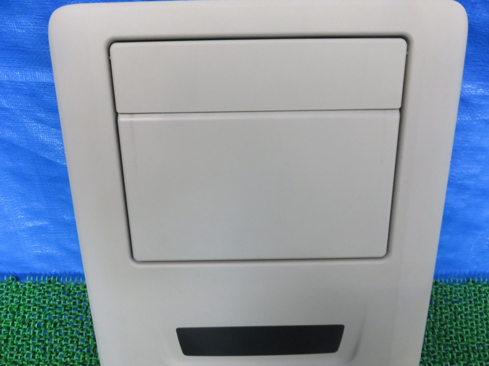 SFC2166 アルファード ヴェルファイア ANH20W ANH25W GGH20W GGH25W 純正リアフリップダウンモニター 86680－58041