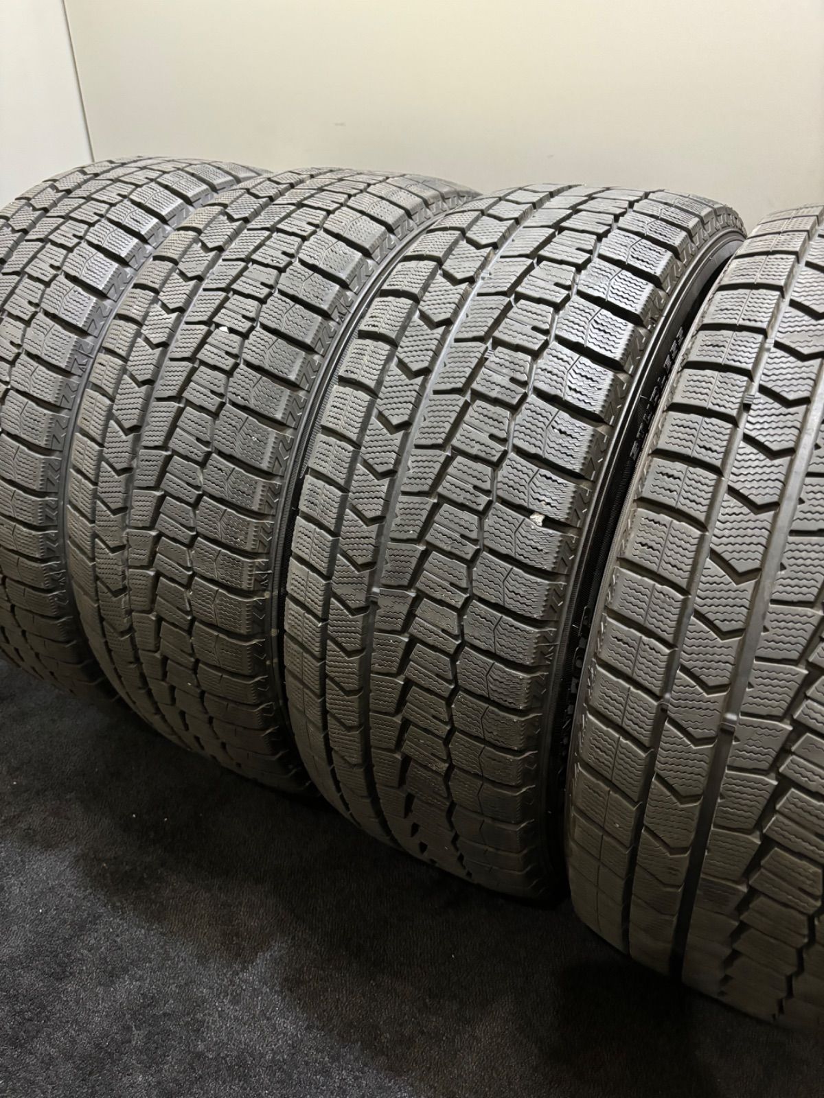 2020年製バリ山！ダンロップウィンターマックス03 215/60R17