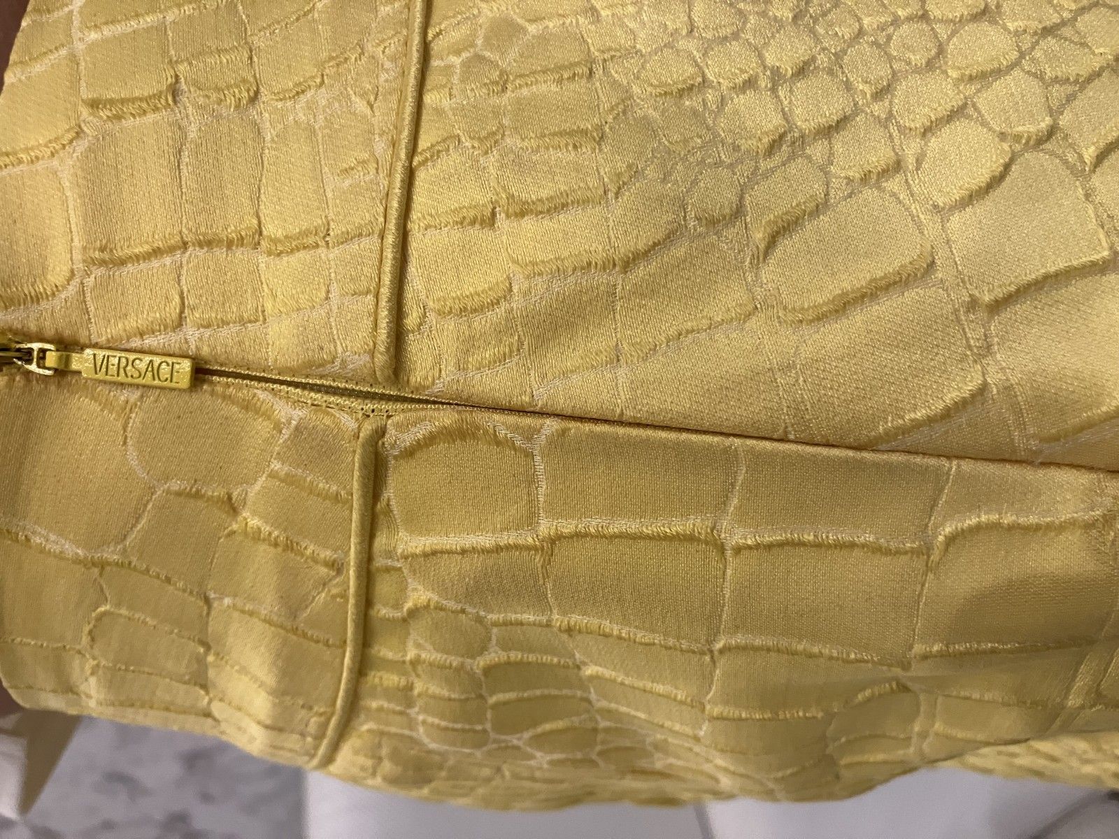 フォロー割5% ジャンニヴェルサーチ GIANNI VERSACE タイトスカート 