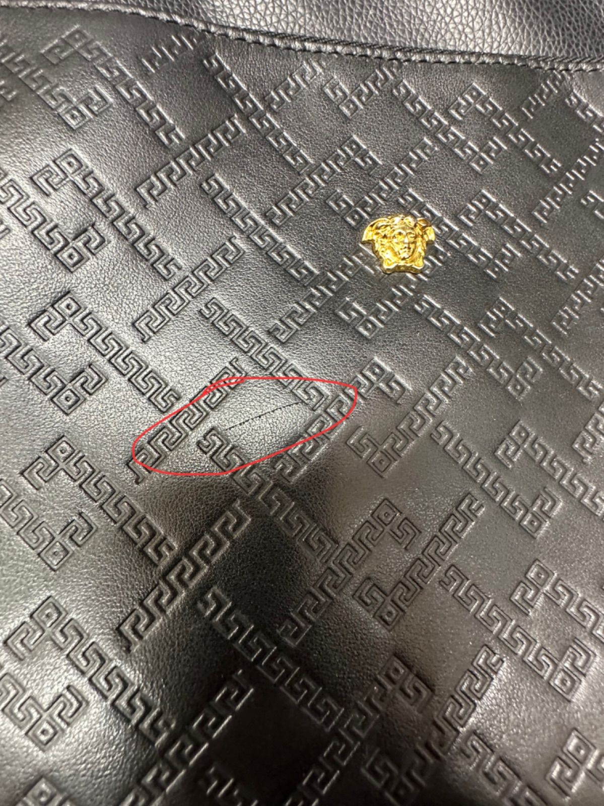 【美品】VERSACE　ヴェルサーチ　メデューサ　セカンドバッグ　金具　ロゴ　黒 楽天市場】ヴェルサーチ クラッチバッグ 本革 メデューサ