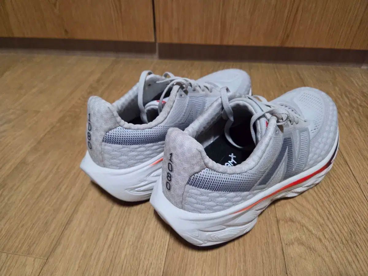 送料無料も!  New Balance ニューバランス フレッシュフォーム 1080 v14