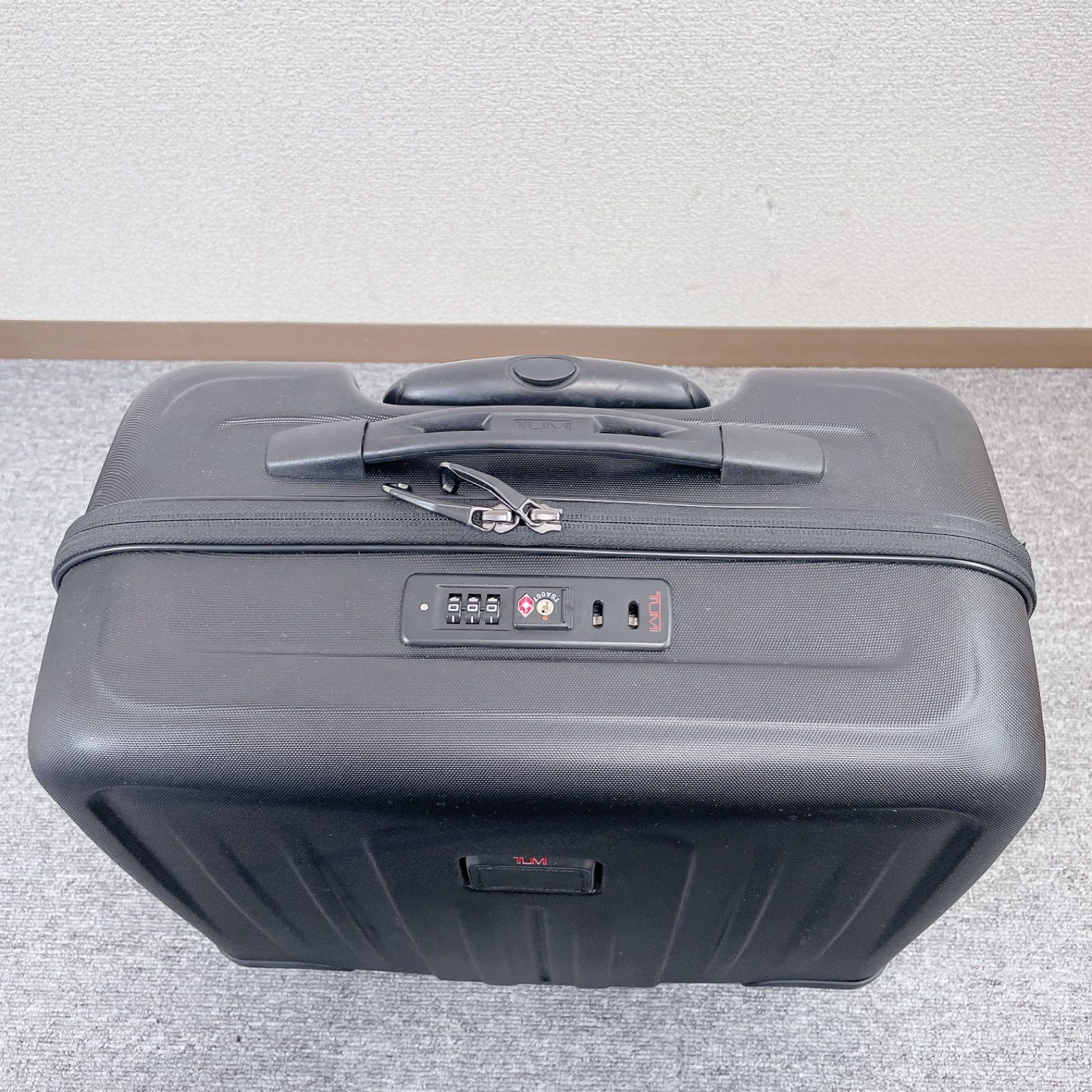 最短発送 ！ TUMI スーツケース コンパクト 4輪 年代物の