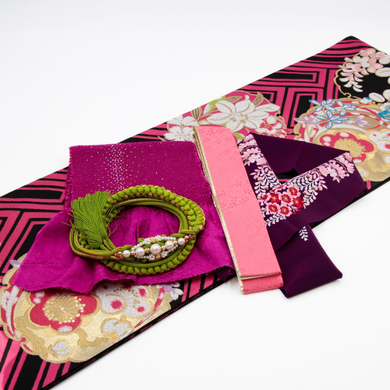 振袖 身丈160cm 裄丈64cm M 袷 落款 蝶 牡丹 金銀糸 金彩 薄緑