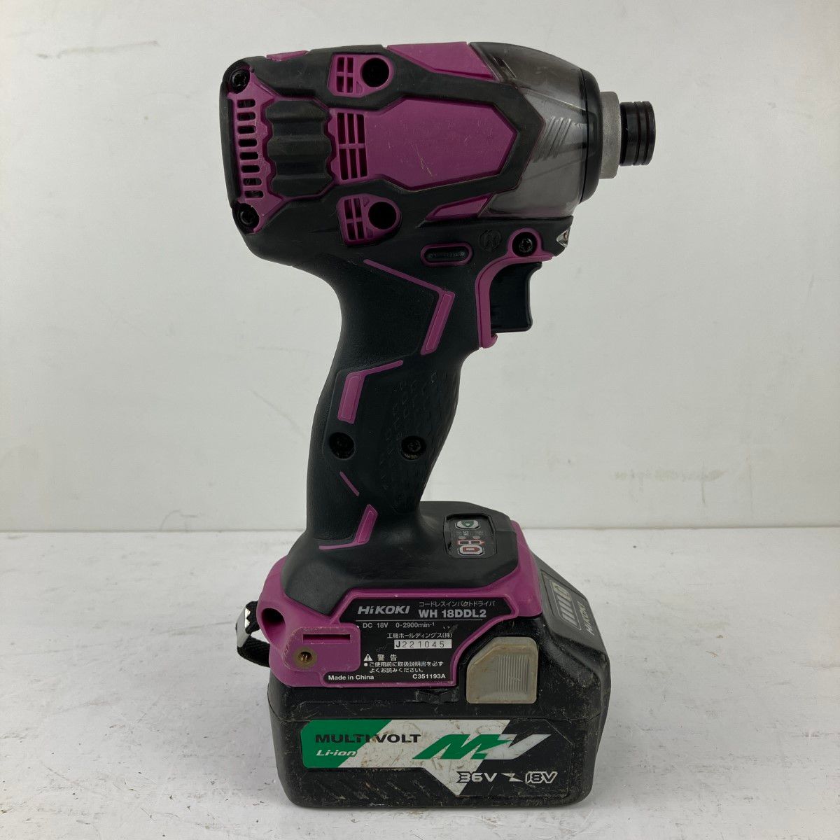 18v