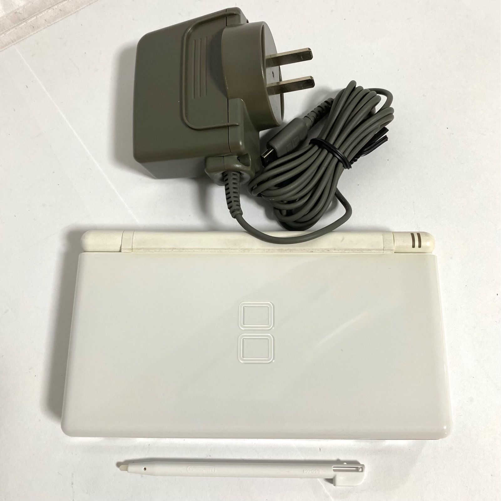 任天堂 ニンテンドー DS Lite 中国公式iQue Nintendo ホワイト 充電器