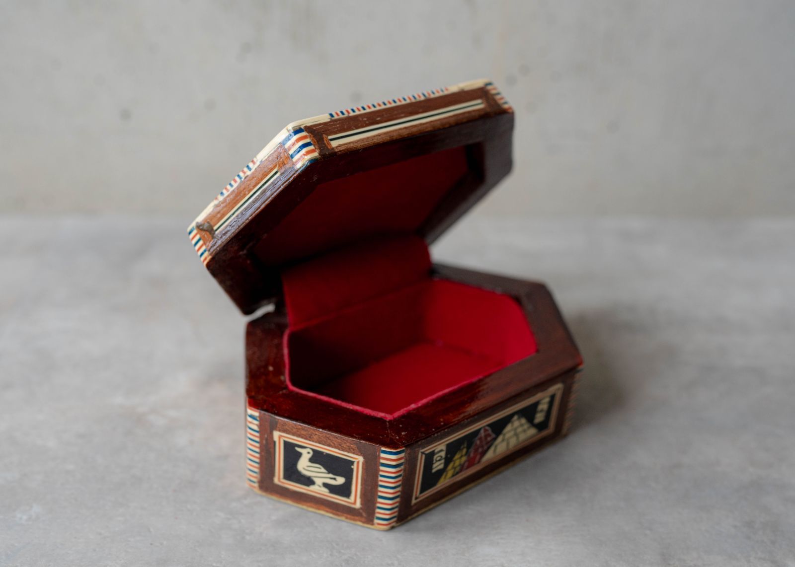 アンティーク 小型木製象嵌細工箱 エジプト 象嵌細工 小箱 - メルカリ