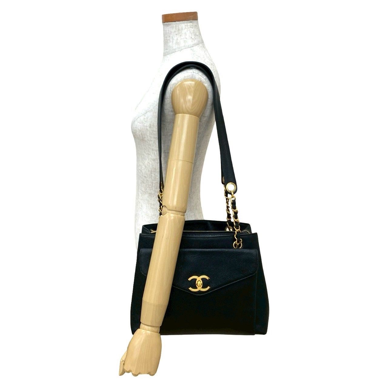 極 美品 袋付 シール有 3番台 CHANEL シャネル ココマーク