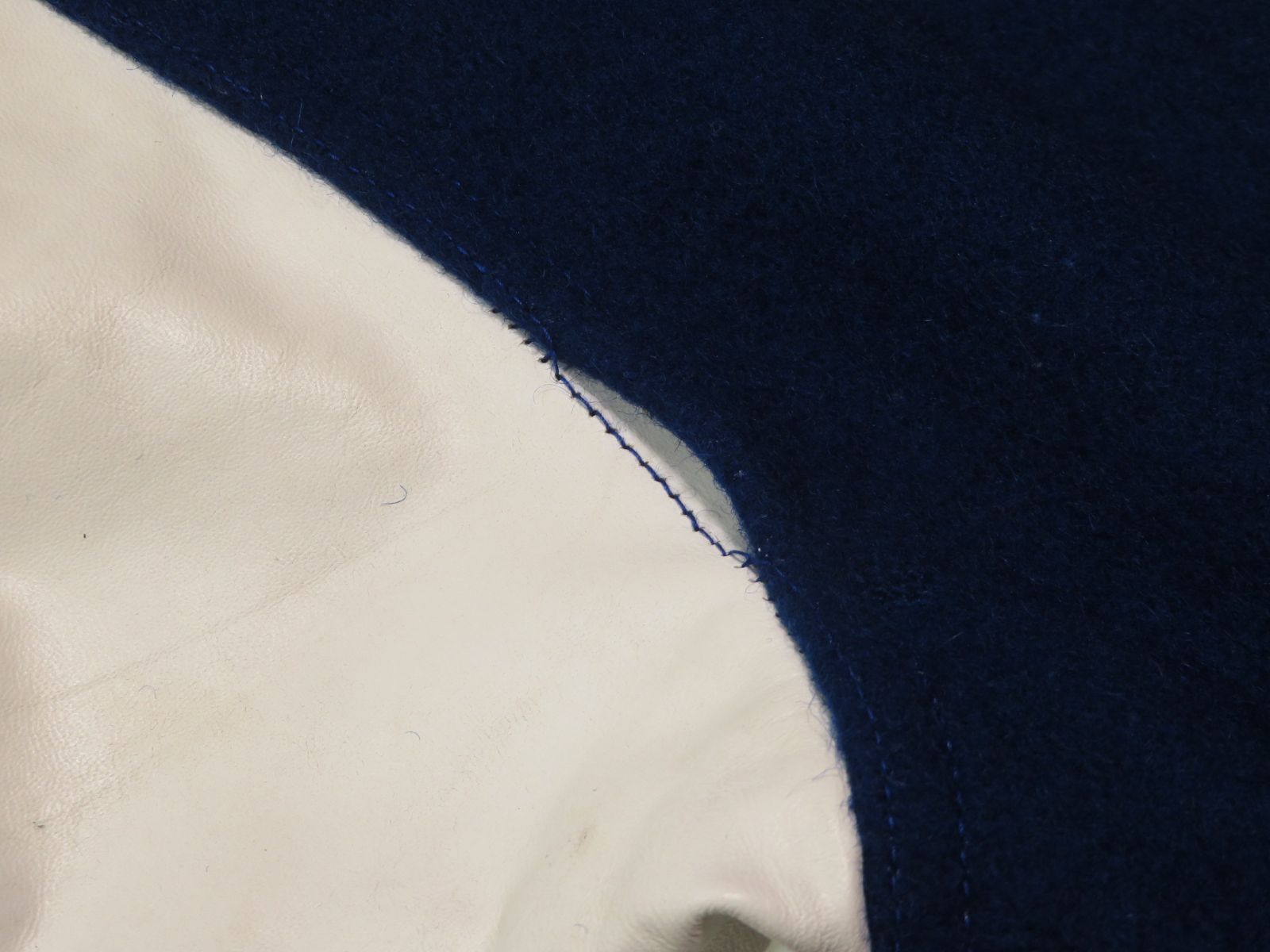 袖革 スタジャン