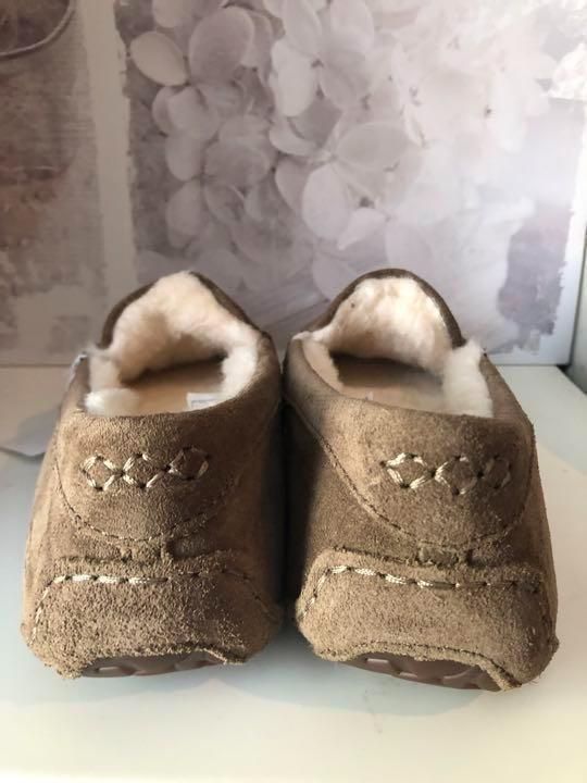 23cm　新品☆UGG モカシン☆アンスレー☆ANSLEY☆ヒッコリーサンド 23cm 新品☆UGG モカシン☆アンスレー☆ANSLEY☆ヒッコリー