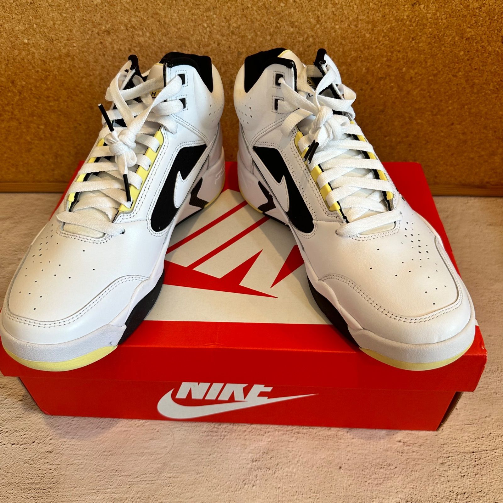Nike Air Flight Lite Mid 限定カラー 完売品 - メルカリ