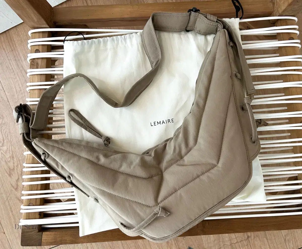25SS LEMAIRE ルメール Game Bag スモール ベージュ BG293 LF1330 001