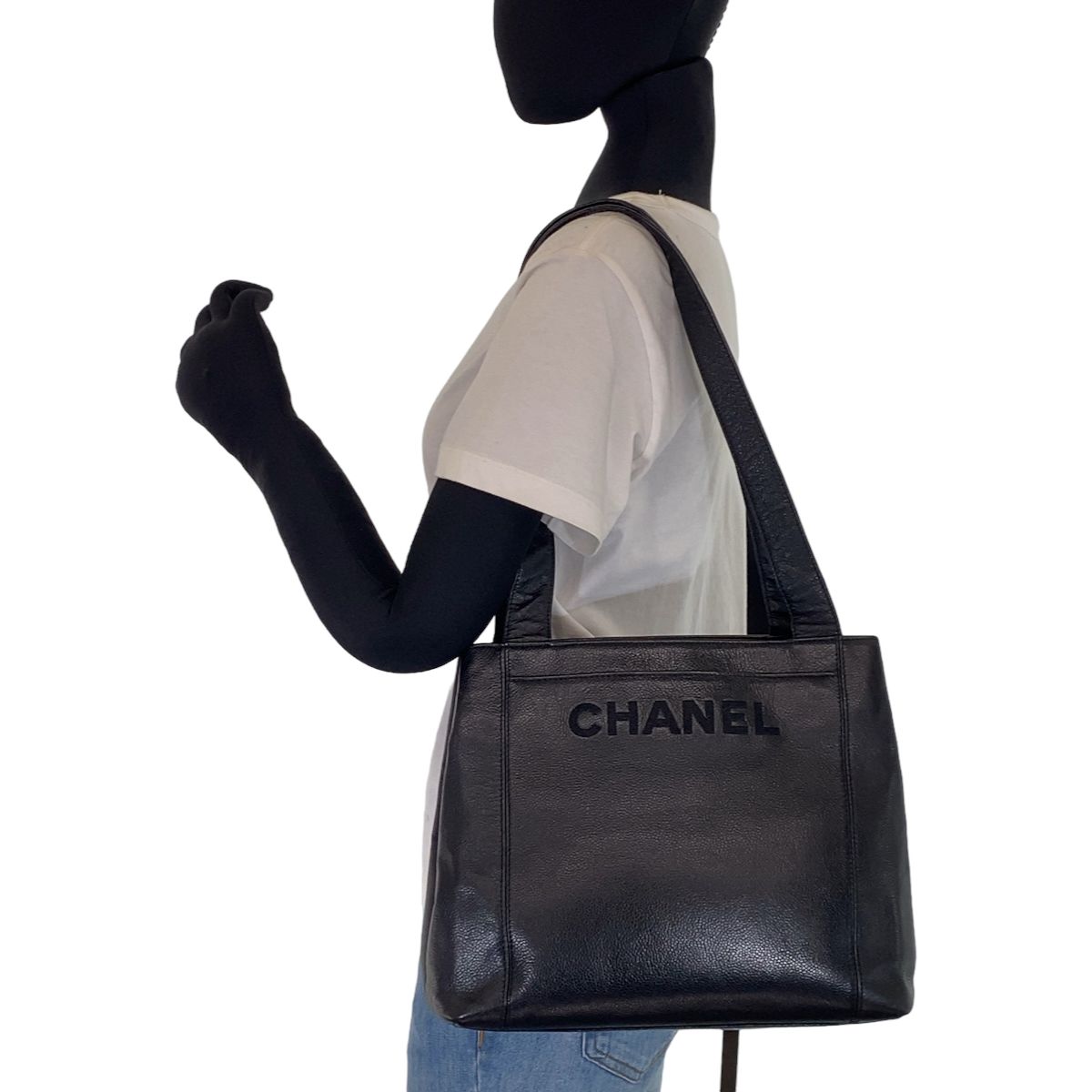 美品❤︎シャネル　トートバッグ　ロゴ　刺繍　ゴールド金具　キャビアスキン　ブラック 楽天市場】【バッグ】CHANEL シャネル ロゴ トートバッグ