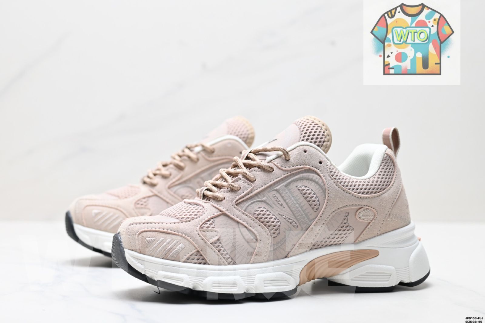 ディオール（DIOR）Chrono 丸頭（まるあたま）レースアップ