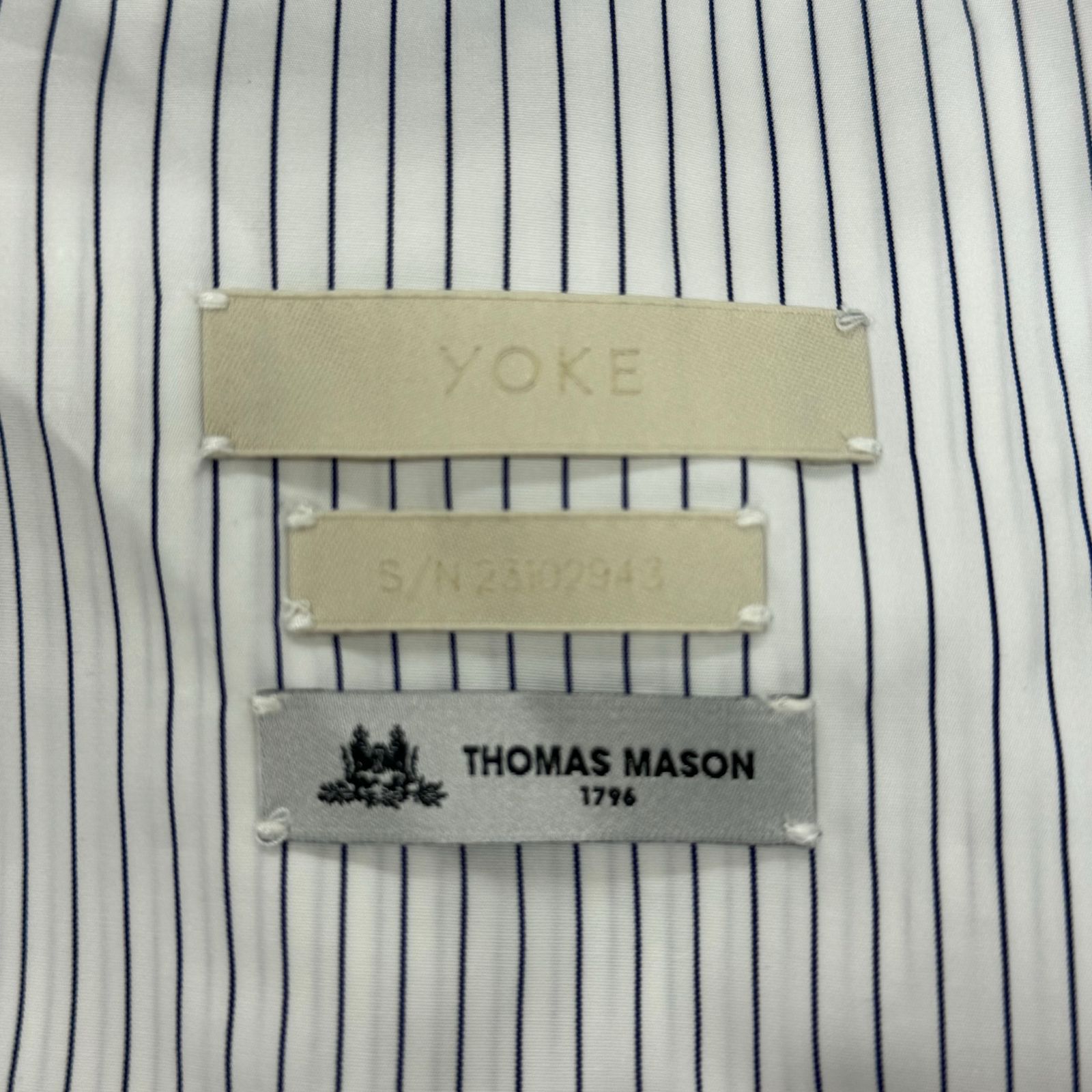 YOKE / ストライプ バンドカラー シャツ(定価35,200) YOKE / ストライプ バンドカラー シャツ(定価35,200)