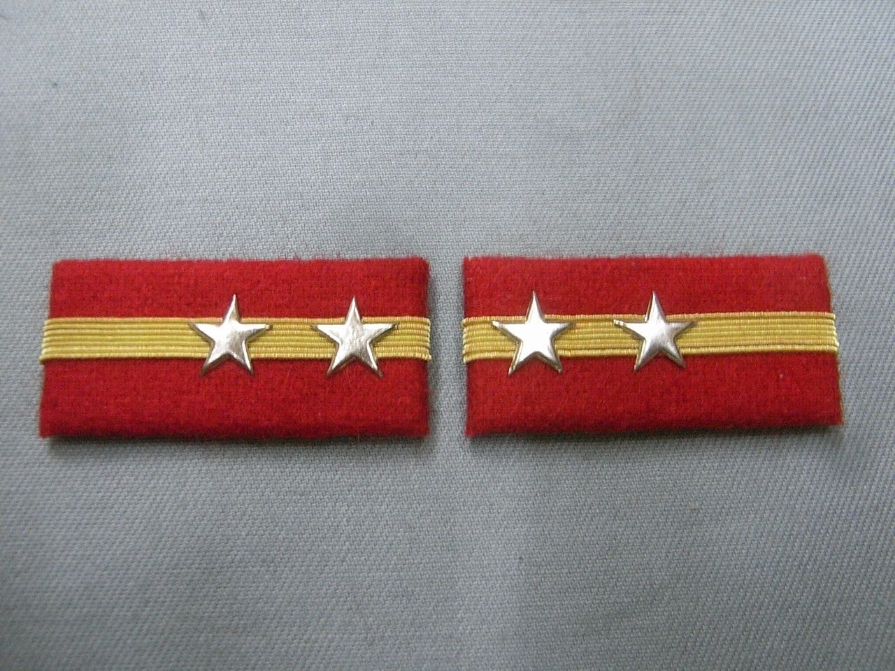 旧日本陸軍階級章(肩章、襟章)中尉、少尉、曹長、軍曹当時物　6組　ミニタリー 少尉階級章（肩章） 文化遺産オンライン