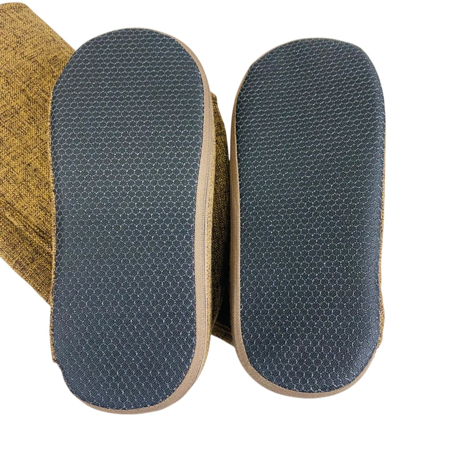 Relaxstep フットマッサージャー コードレス ブラウン Relaxstep ブーツ型フットマッサージャー コードレス仕様 左右独立