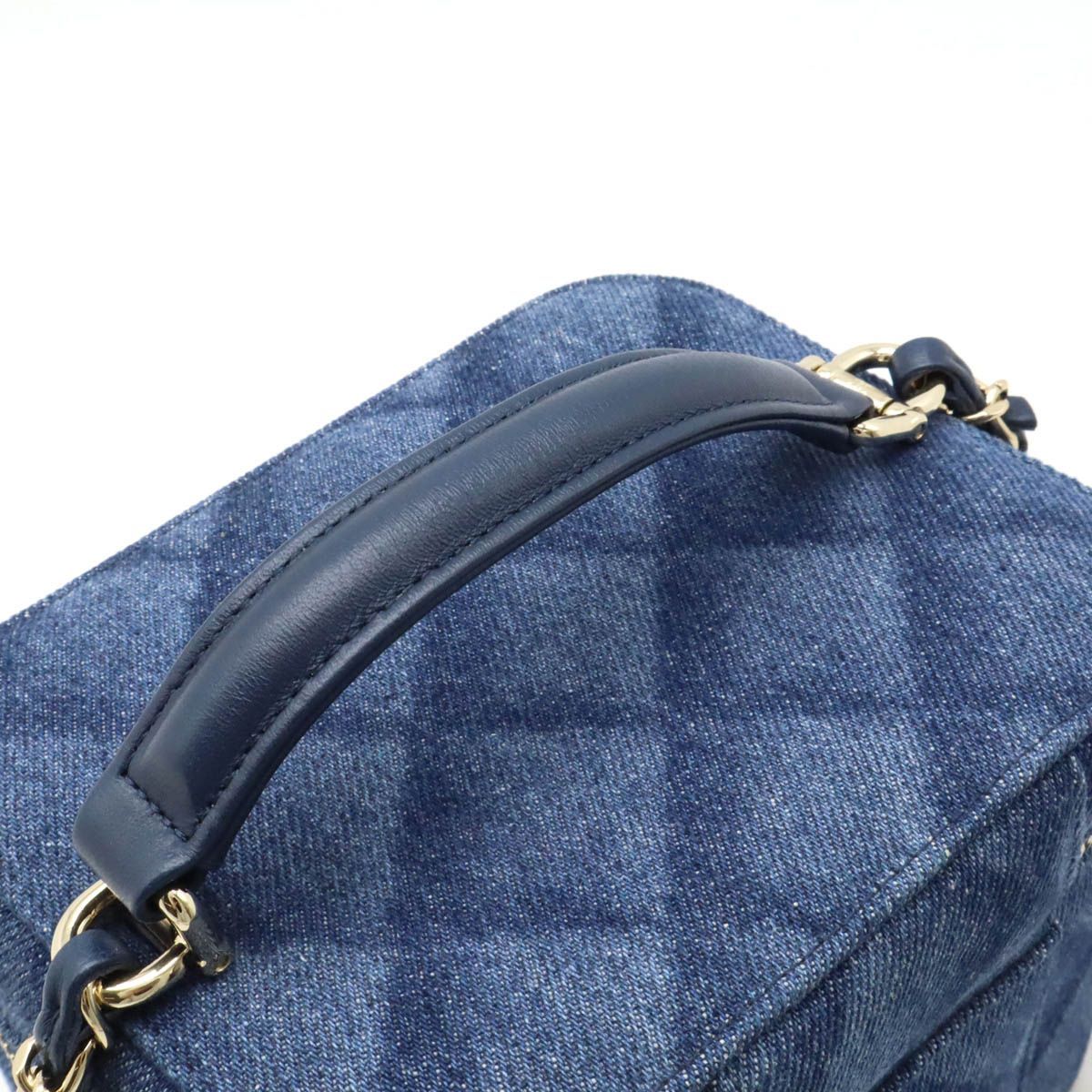 CHANEL シャネル マトラッセ チェーンヴァニティ ココマーク バニティ 