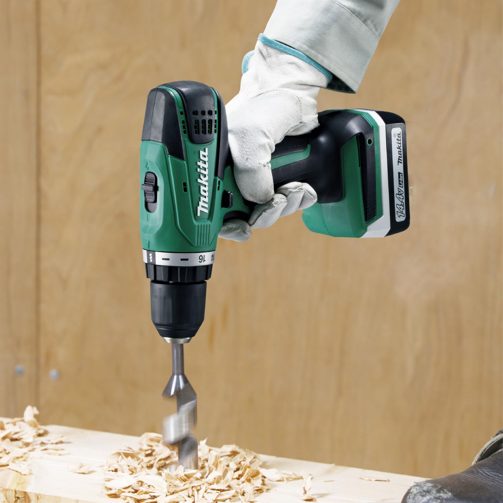 マキタ Makita 充電式ドライバドリル 14.4V2Ah バッテリ 充電器 ケース付 MDF347DSA
