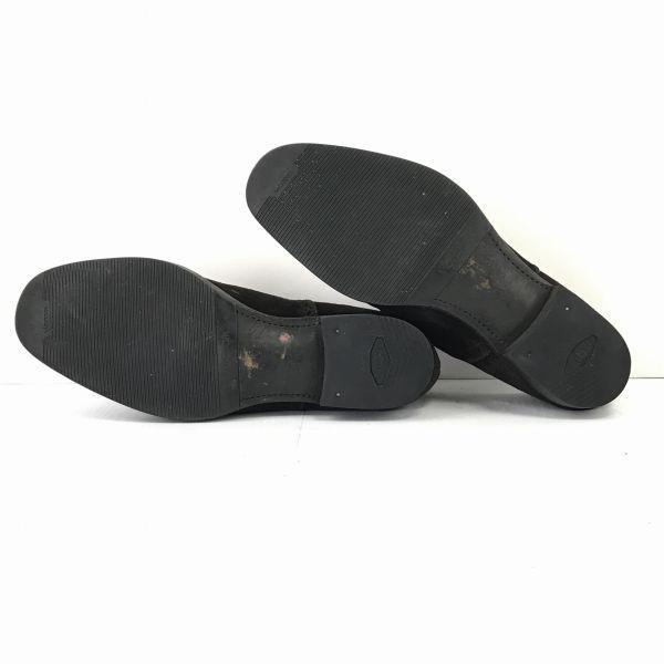 パンチドキャップトゥ