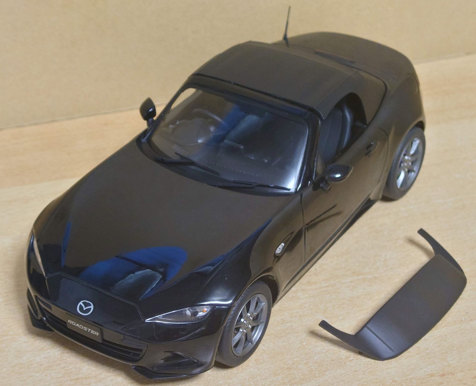 1/18マツダニューロードスター ブラック MAZDA NEW ROADSTAR - メルカリ