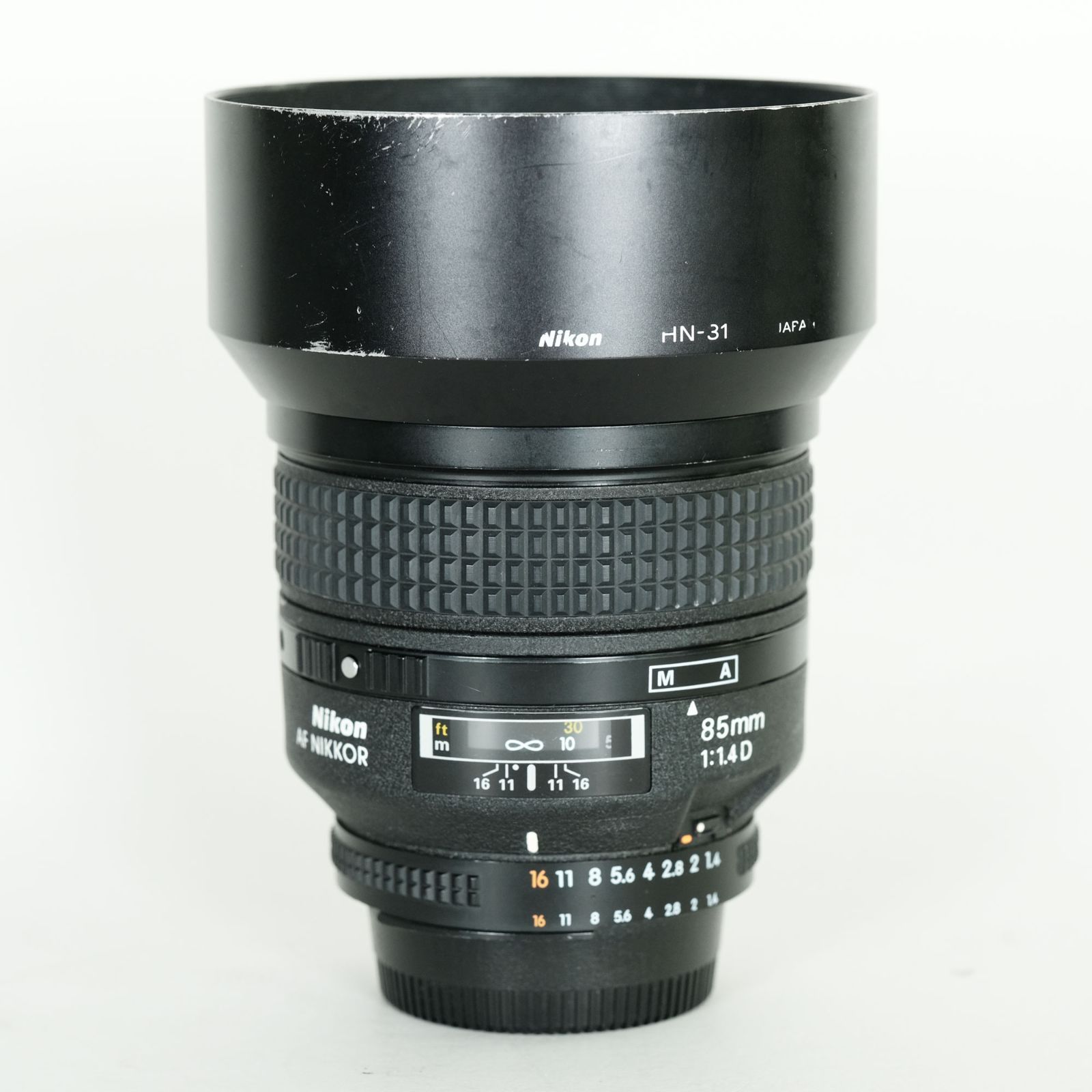 並品] Nikon Ai AF Nikkor 85mm F1.4D IF / ニコンFマウント