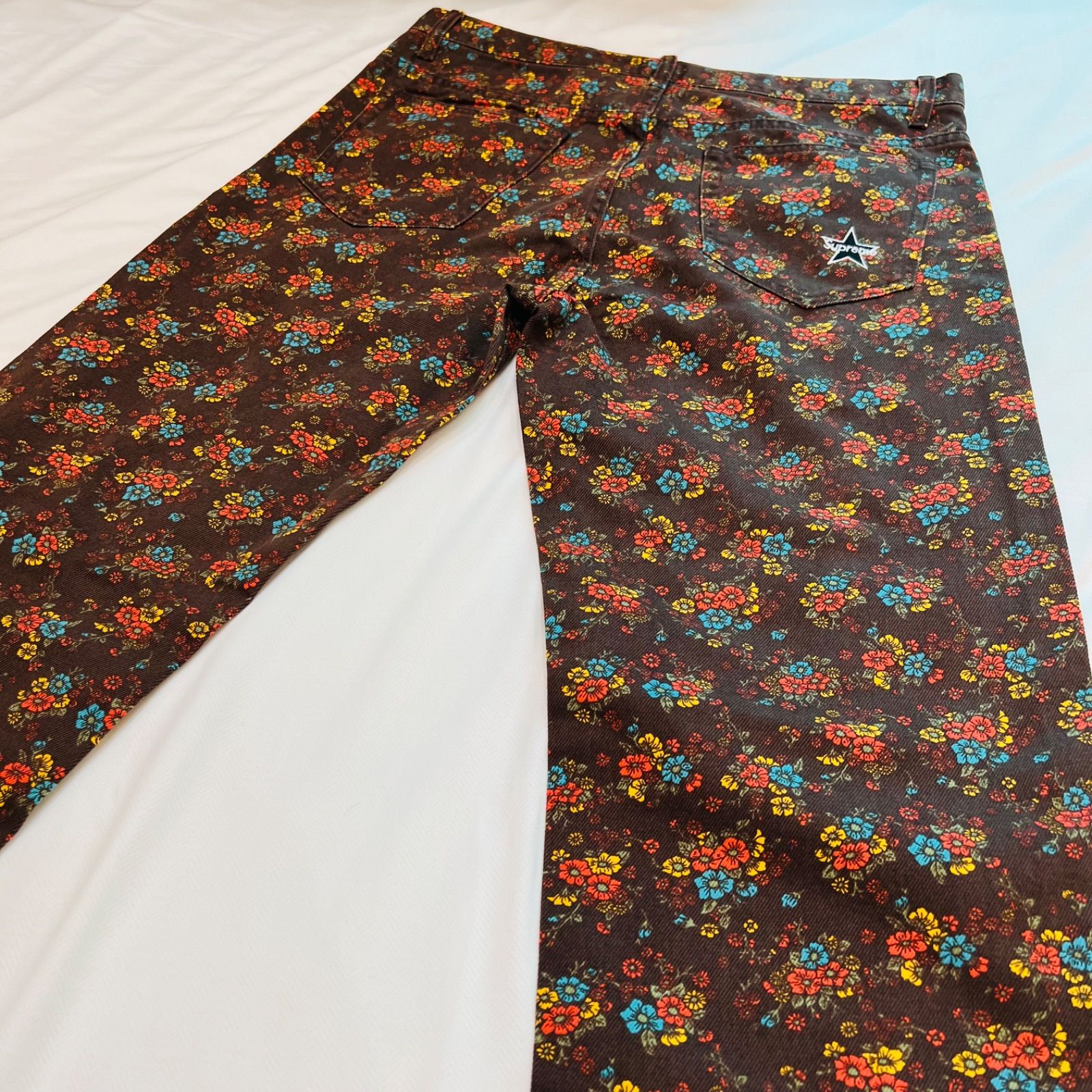 未使用 】Supreme Regular Jean Flowers 22SS 32インチ - メルカリ