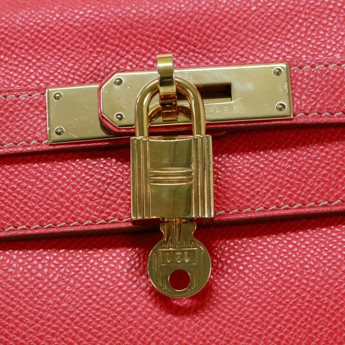 【ABランク】 エルメス HERMES ケリー32 内縫い ヴェルソ エプソン (レザー) GD金具 □P刻印 2012年 ハンドバッグ 手提げかばん トップハンドルバッグ 2WAYバッグ 肩掛け V金具 レディース ローズジャイプール (ピンク) / ゴールド (ライトブラウン) 中古 mbb14002 エルメス HERMES ケリー32 内縫い ヴェルソ エプソン (レザー) GD金具