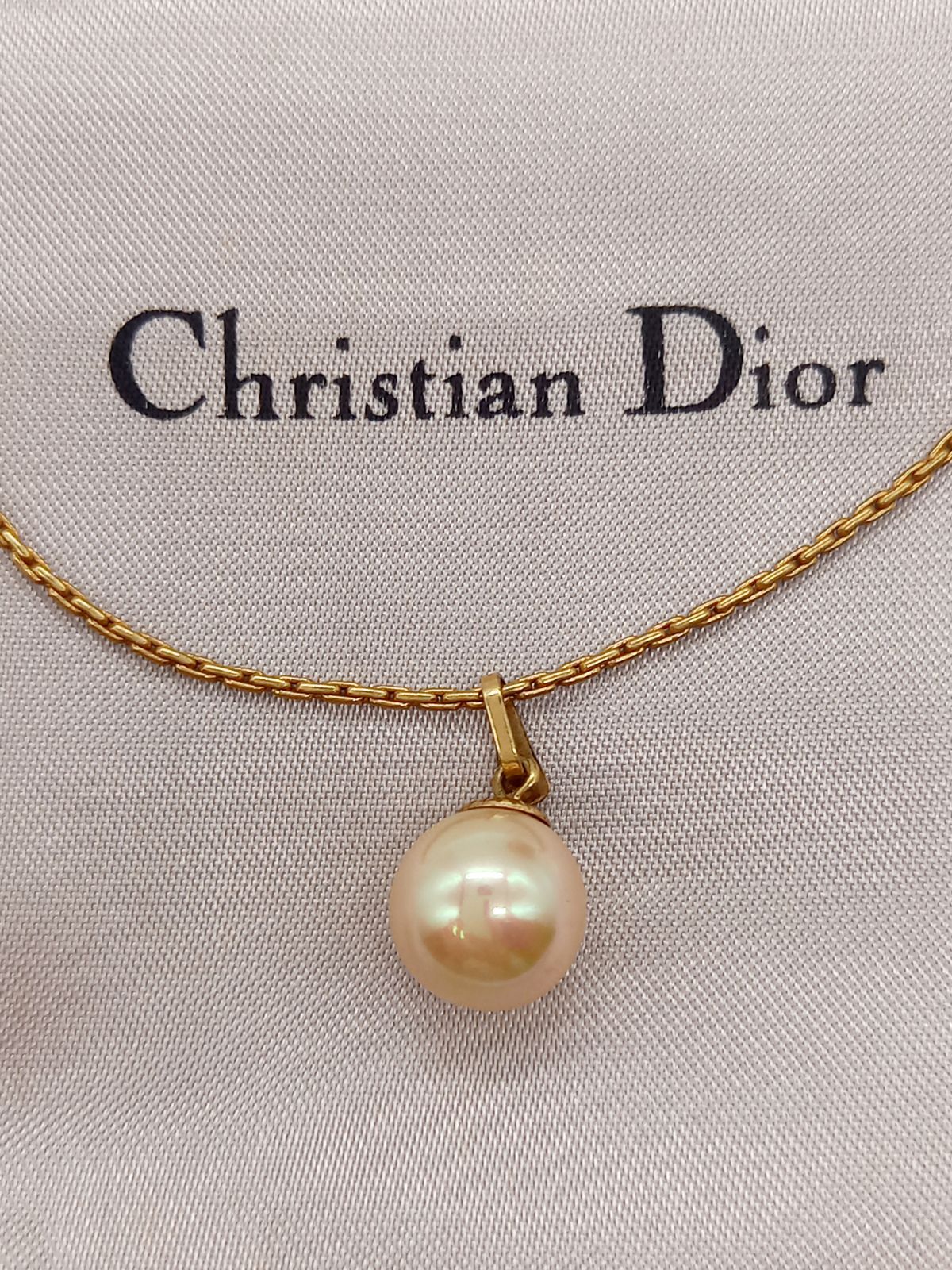 Dior パールネックレス ゴールド クリスチャンディオール 真珠 ゴールド パールネックレス - メルカリ
