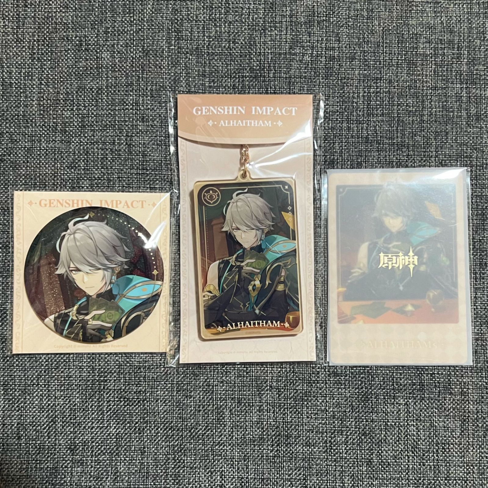 公式正規品　韓国カフェ　コラボ　原神　アルハイゼン　3点セット　缶バッジ　アクリルストラップ　ポラロイドカード