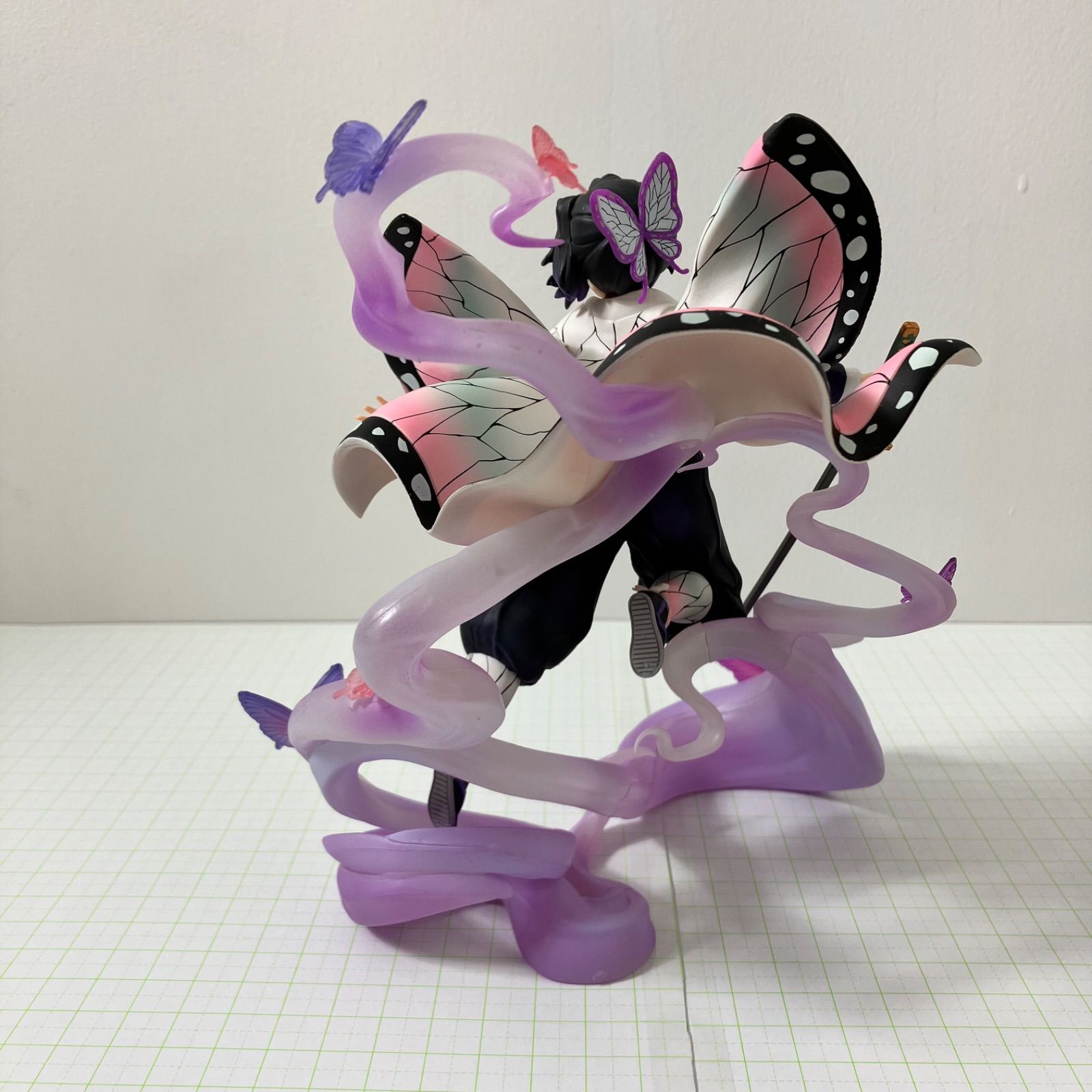 【中古】 美品 鬼滅の刃 Figuarts ZERO 蟲の呼吸 胡蝶しのぶ バンダイ フィギュア フィギュアーツZERO 胡蝶しのぶ 蟲の呼吸 | 魂ウェブ