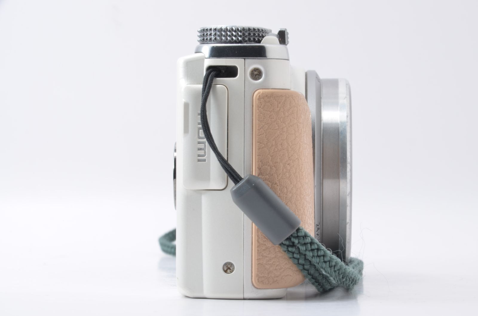 ☆オリンパス OLYMPUS STYLUS SH-60 コンパクトデジタルカメラ