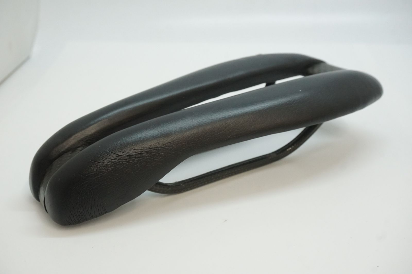 DASH CYCLES 「ダッシュサイクル」 STOCK STAGE サドル DASH CYCLES 「ダッシュサイクル」 STOCK STAGE サドル