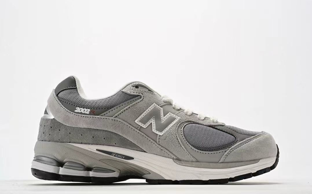 新品 NEW BALANCE ニューバランスM2002RXJ ゴアテックス