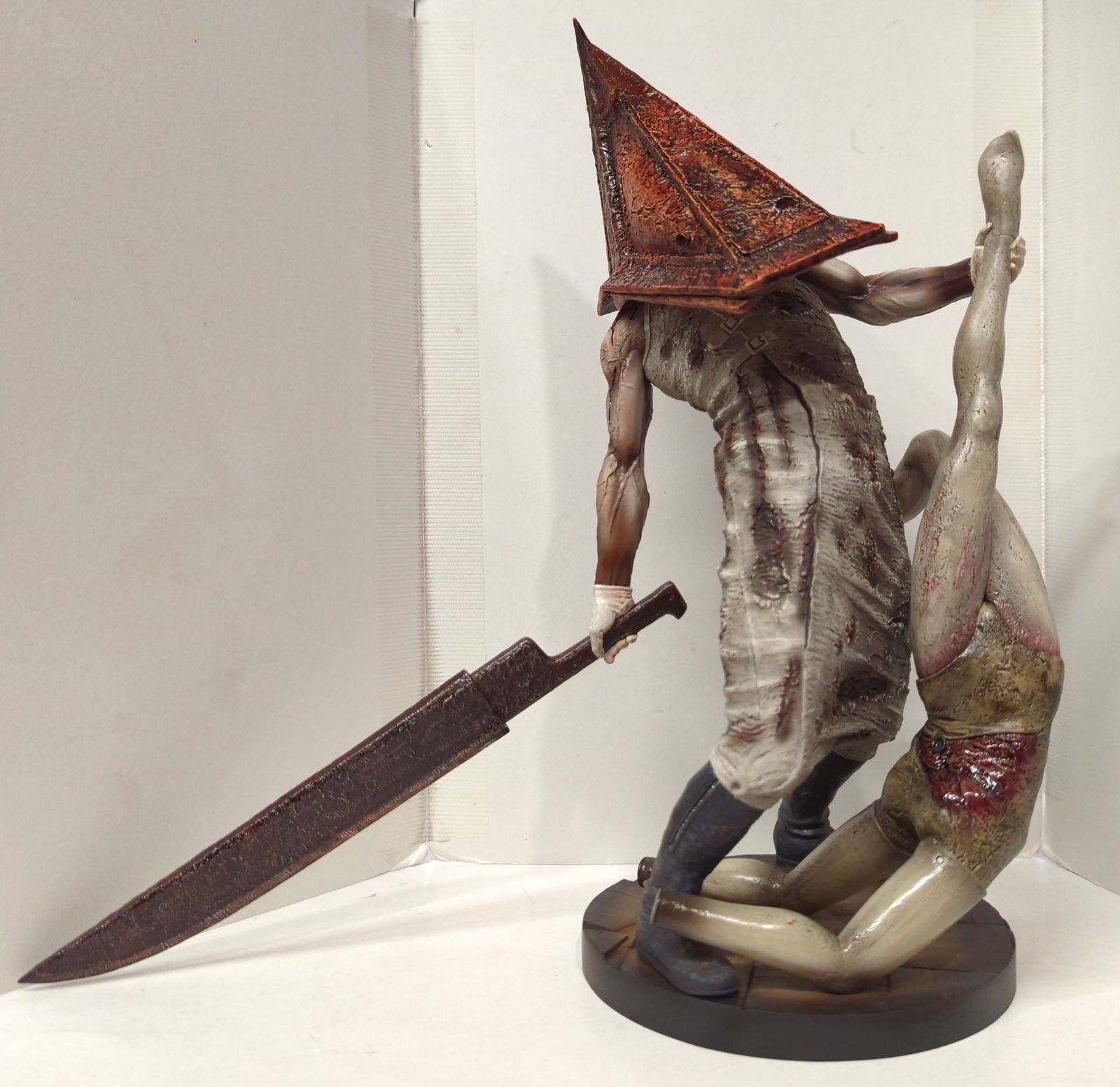 GECCO FIGURE SILENT HILL 2 RED PYRAMID THING (マネキンVER) 1/6スケール
