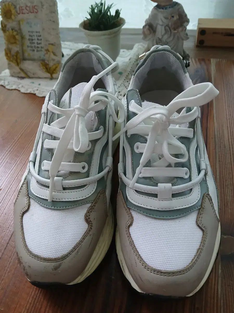 Athe アッテ ヴァネッサ ブルーノ スニーカー 36 サイズ 235