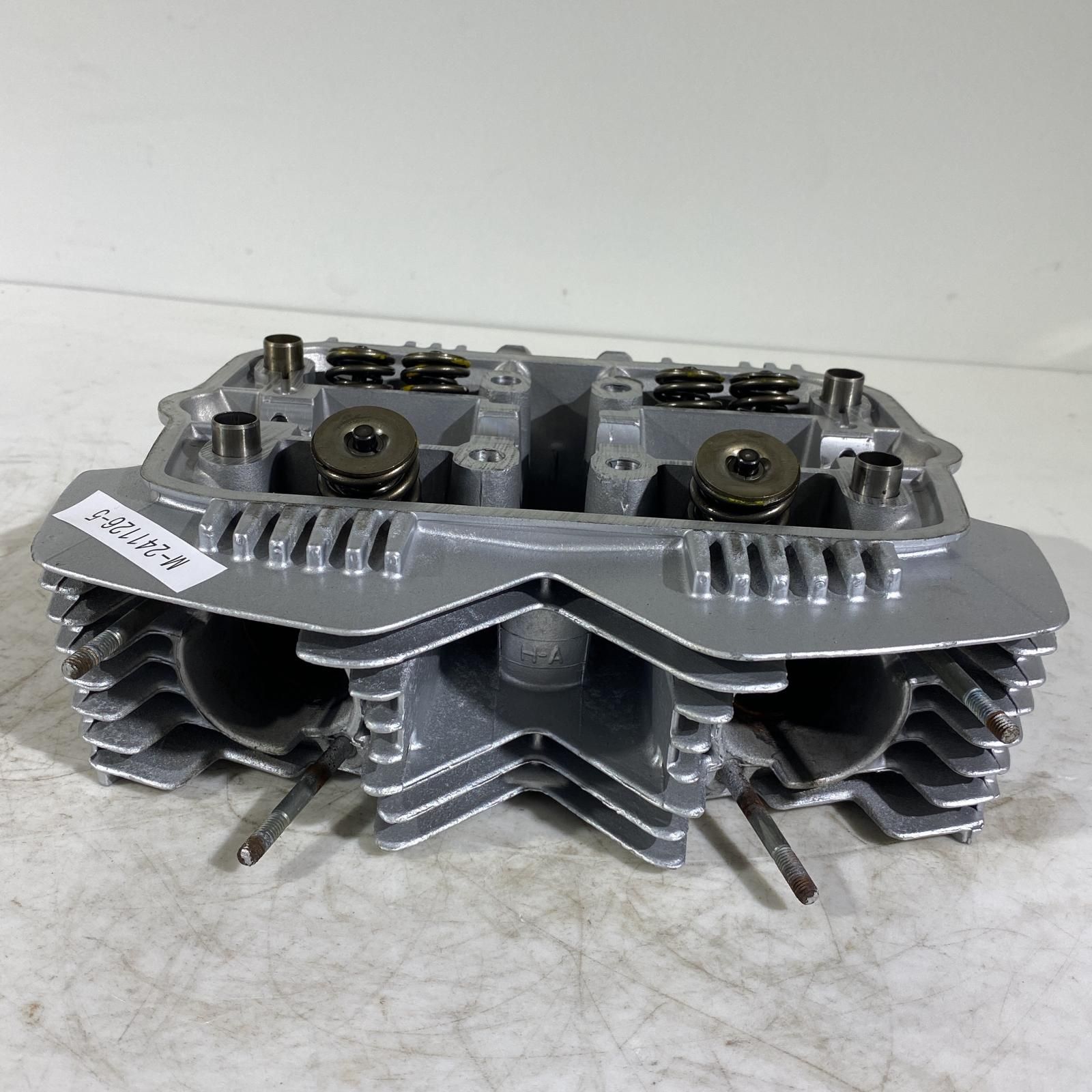 HONDA CB250T/CB400T シリンダーヘッド - メルカリ