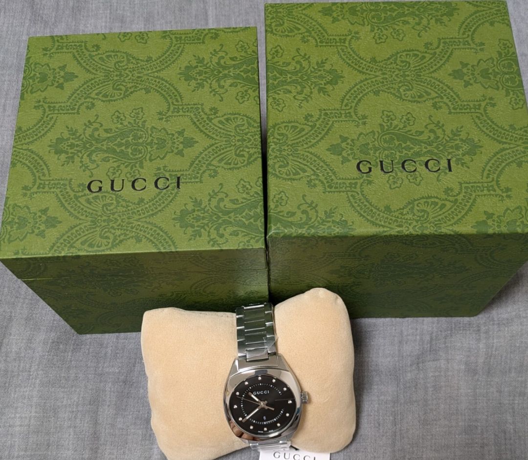 新品未使用 GUCCI グッチ 腕時計 GG2570 ダイヤ YA142404