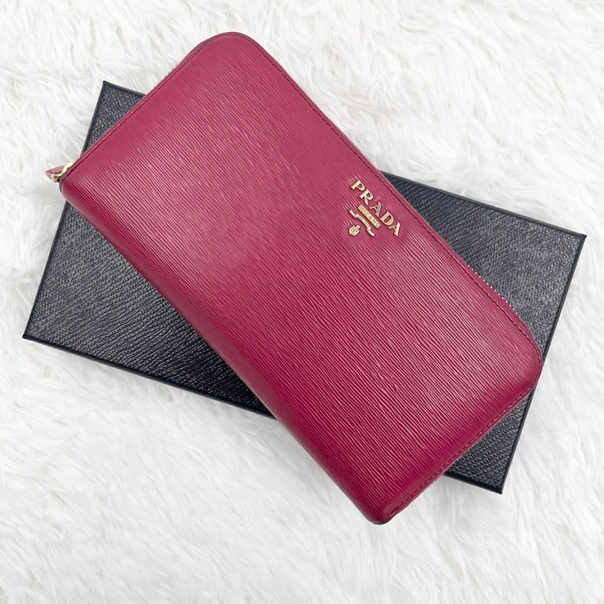 PRADA プラダ 長財布 ラウンドファスナー ヴィッテロムーブ 金ロゴ 