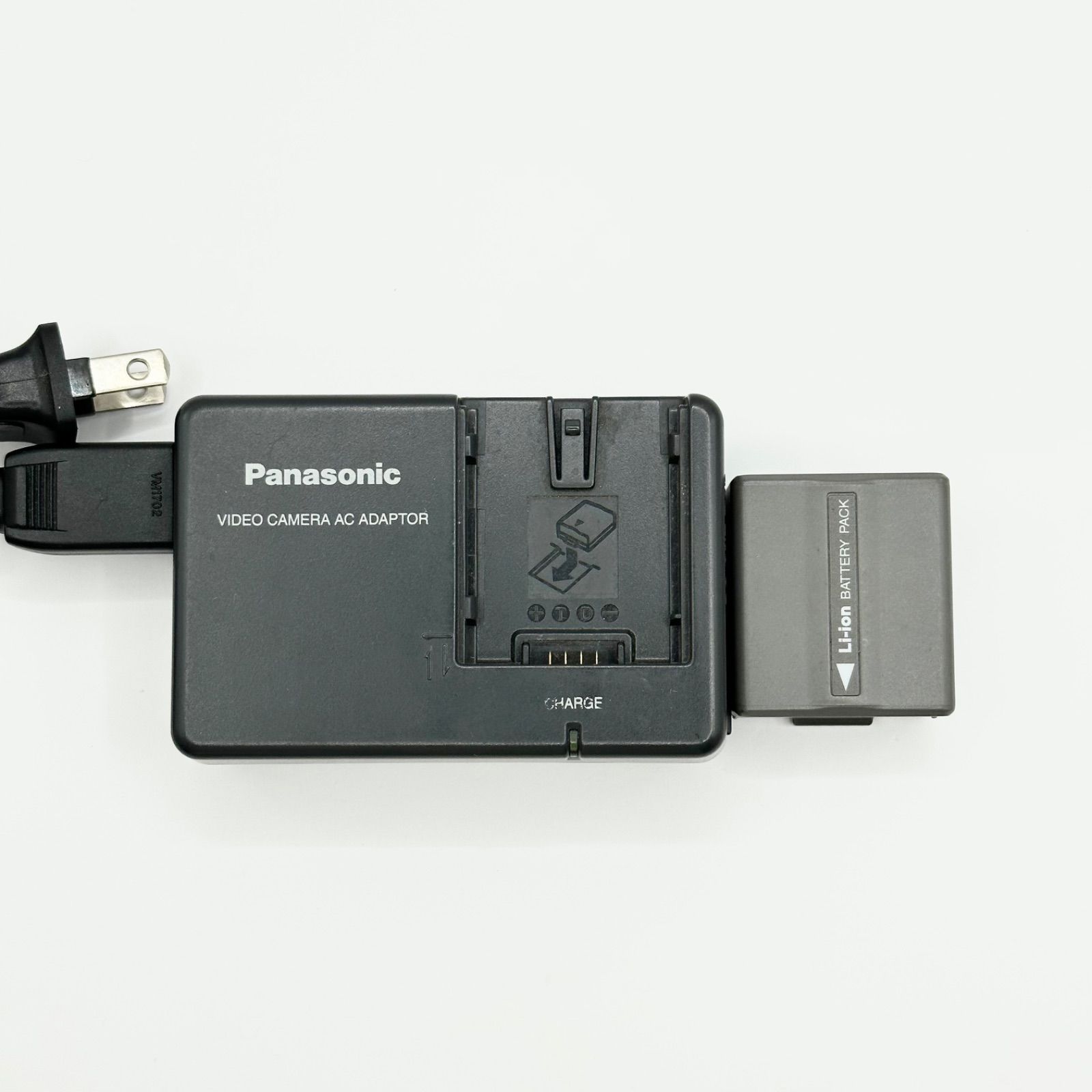 Panasonic miniDVビデオカメラ NV-DS200