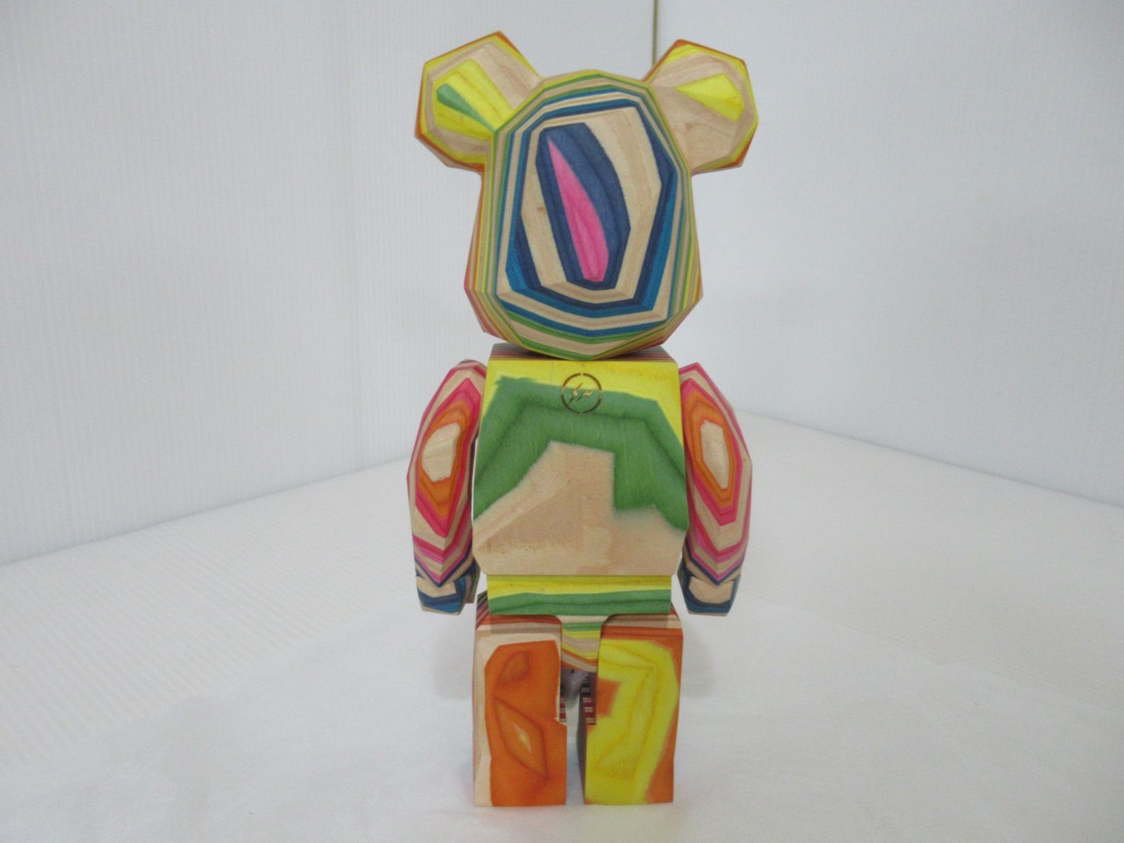 ベアブリック BE@RBRICK カリモク fragmentdesign HAROSHI VERTICAL 