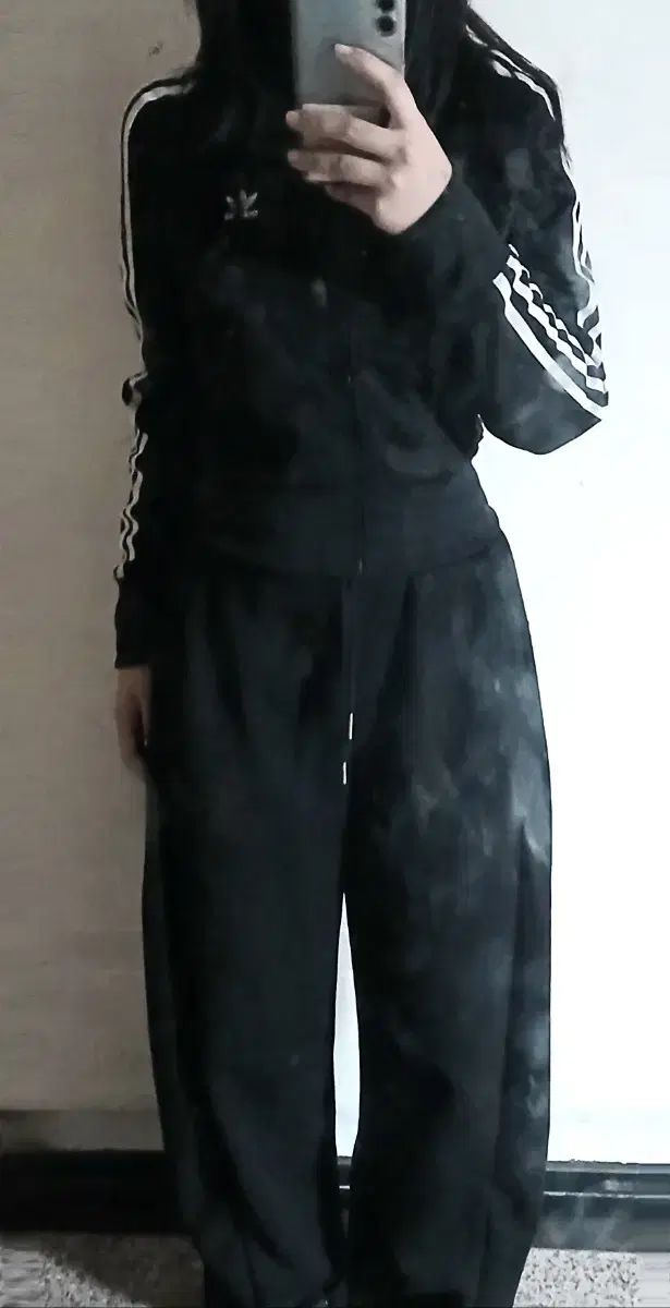 アディダス レディース クロップドジャージ