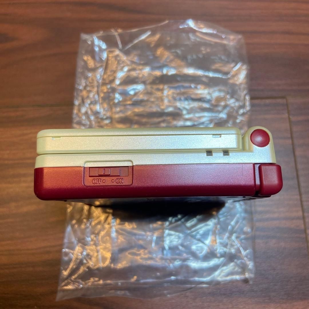 ゲームボーイアドバンスSP 本体