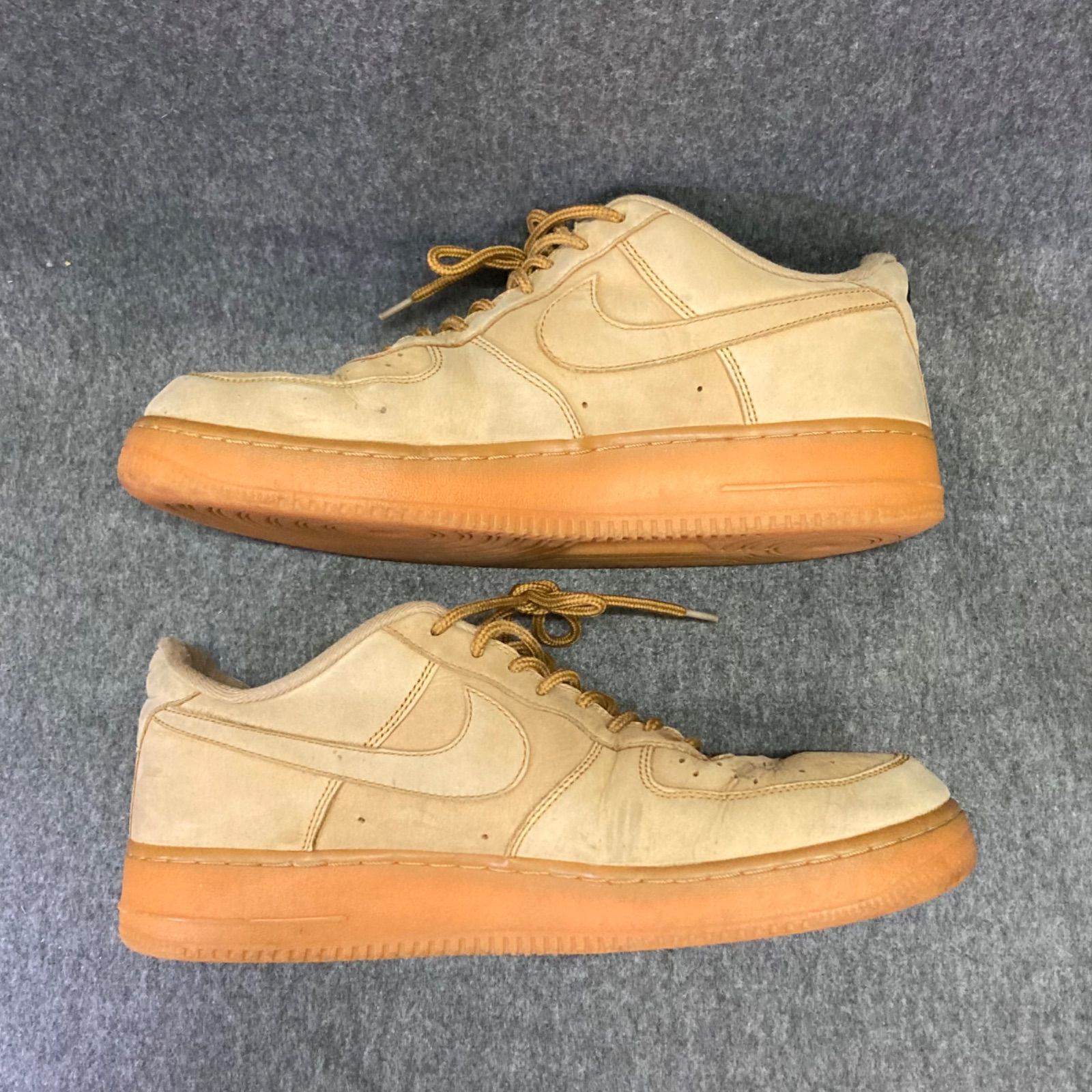 NIKEエアフォース1 US11(29cm)キャメル - メルカリ