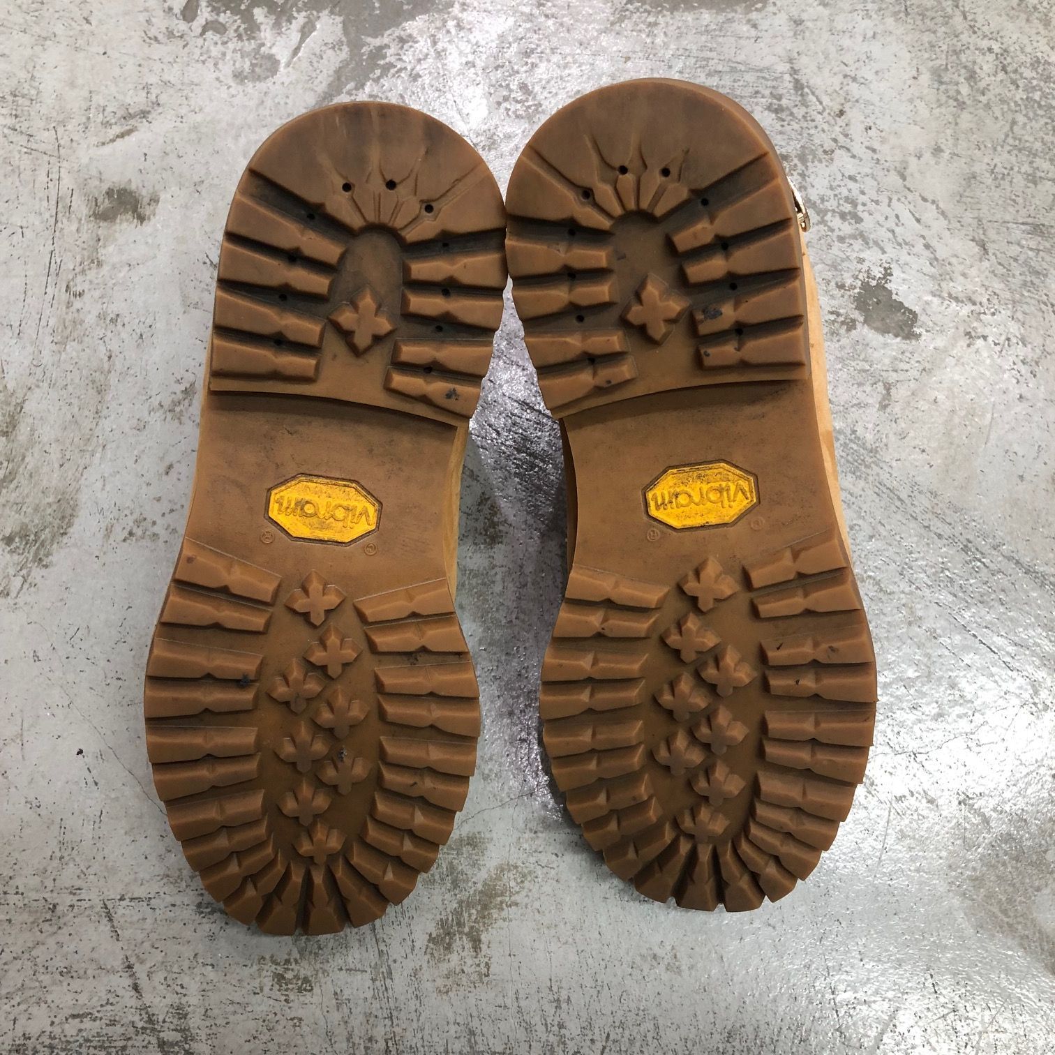 定価169000円 JIMMY CHOO TIMBERLAND コラボ 6 インチ 定価169000円 JIMMY CHOO TIMBERLAND コラボ 6 インチ
